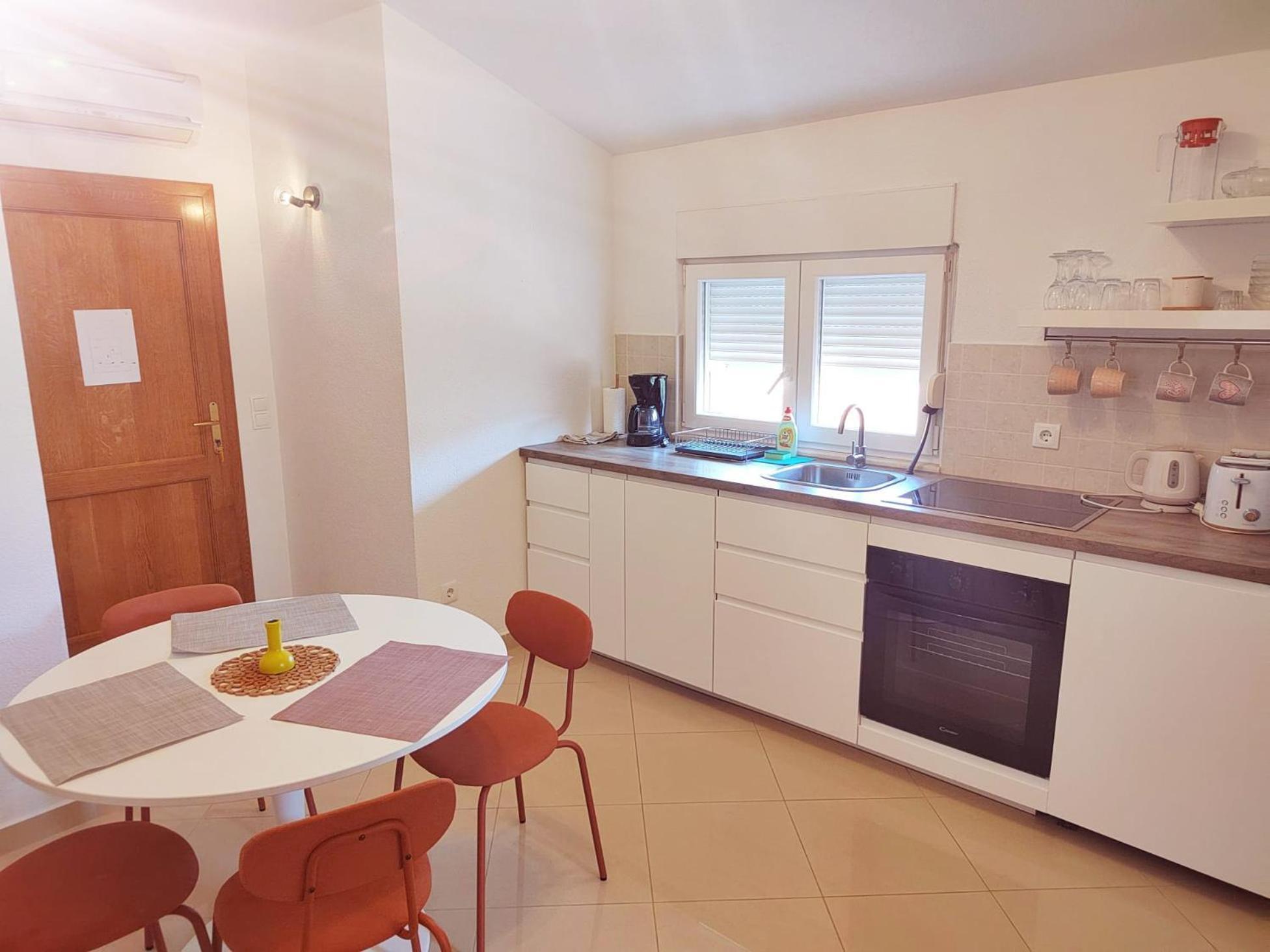T&T Sea View Apartments Trogir Exteriör bild
