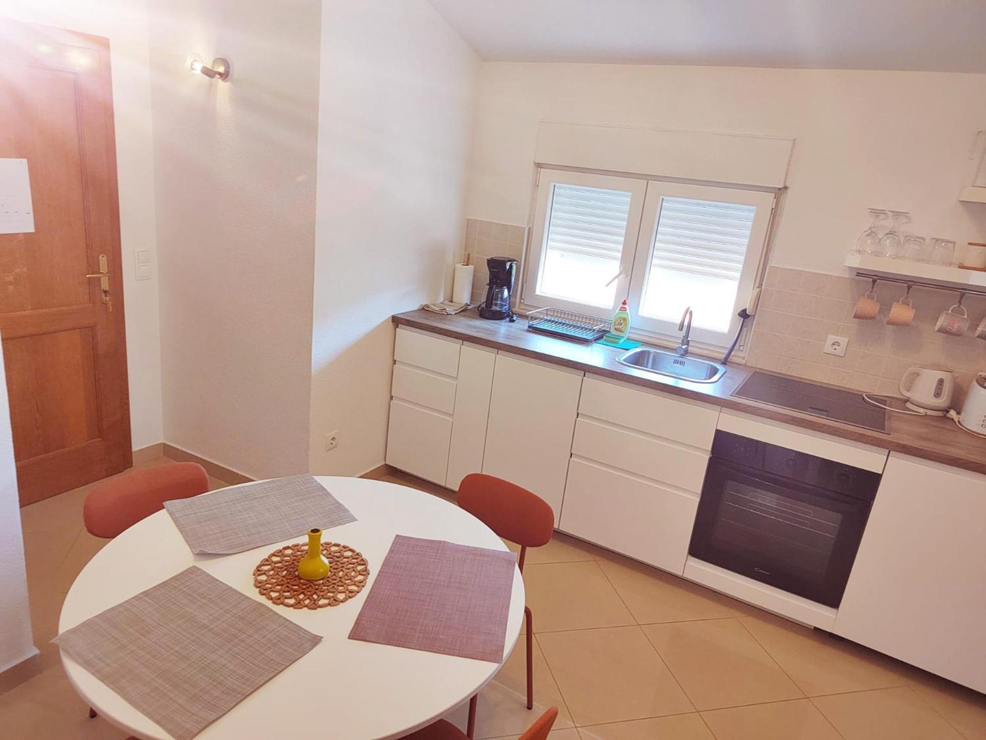 T&T Sea View Apartments Trogir Exteriör bild