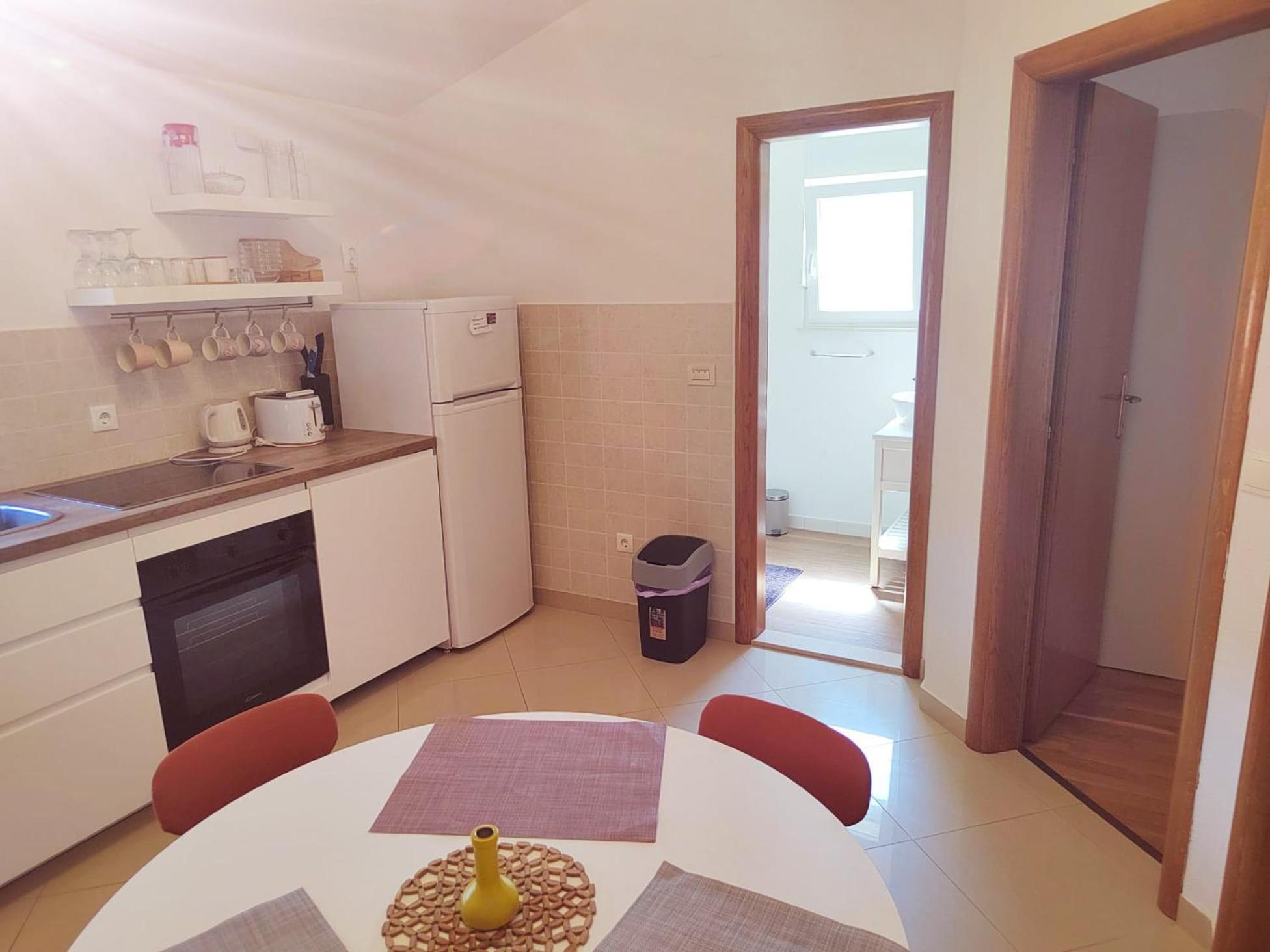 T&T Sea View Apartments Trogir Exteriör bild