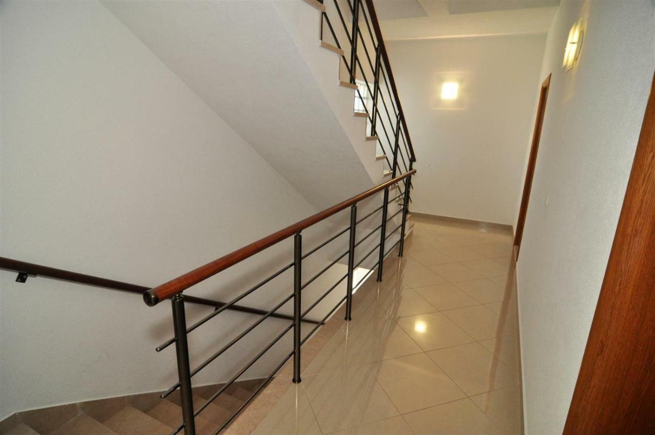 T&T Sea View Apartments Trogir Exteriör bild
